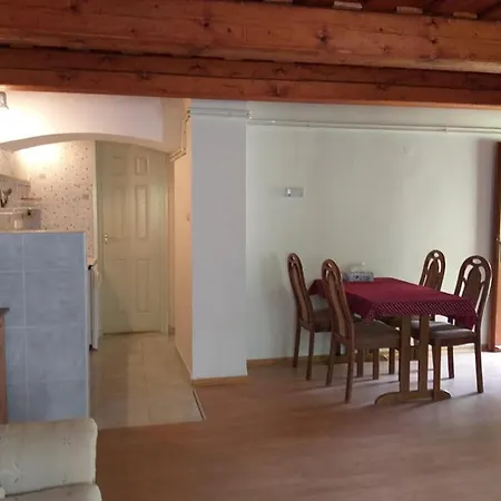 Apartment Oreg Roka Haz Vigantpetend